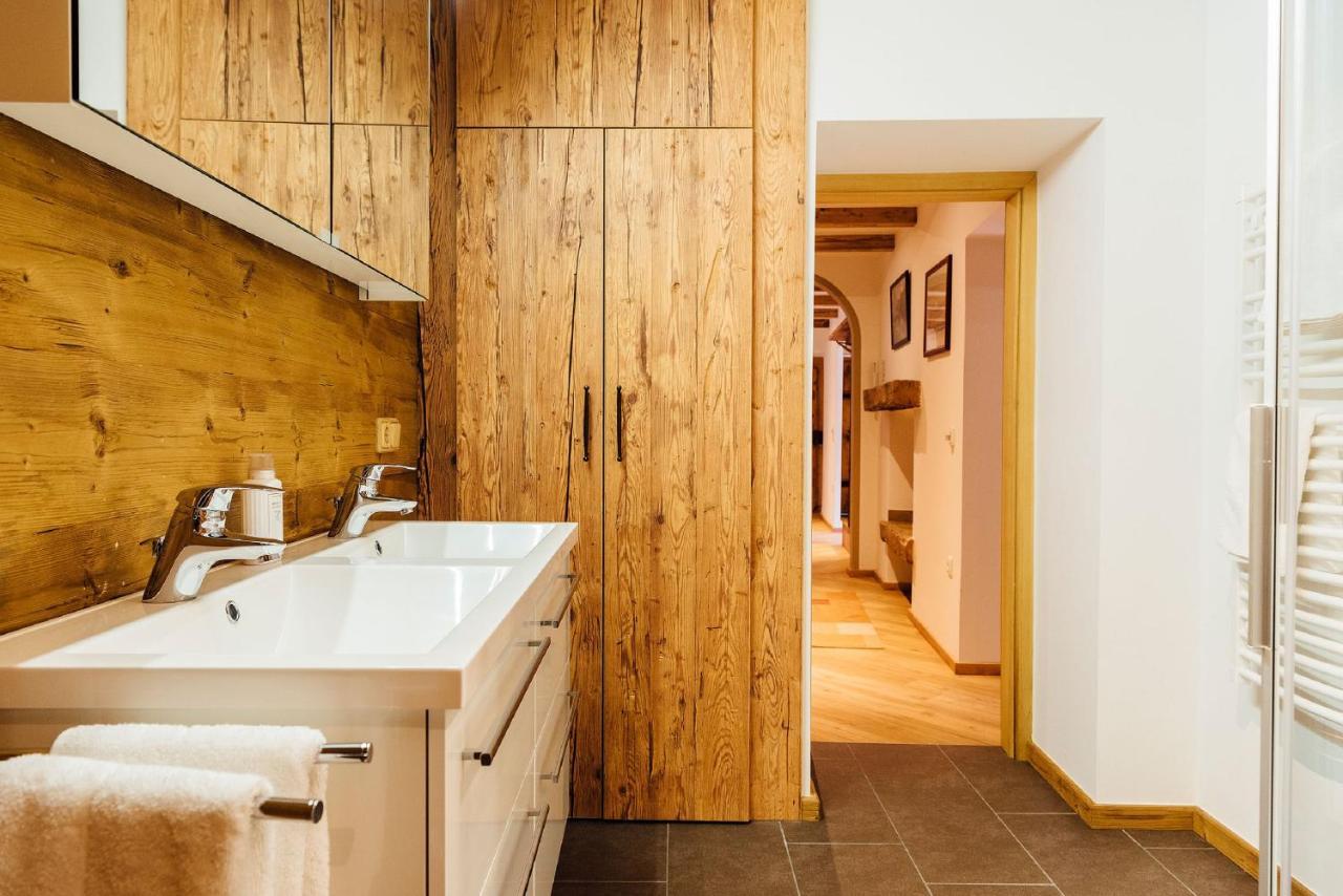 Private Suites Traunkirchen Εξωτερικό φωτογραφία