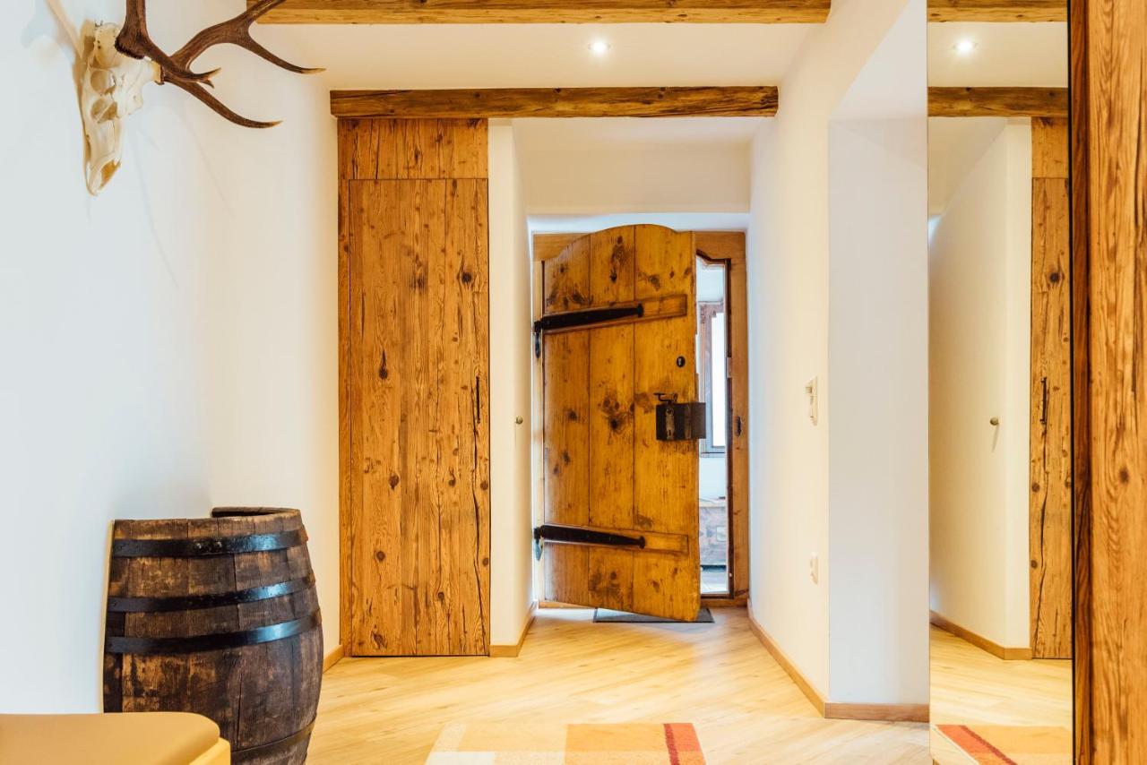 Private Suites Traunkirchen Εξωτερικό φωτογραφία