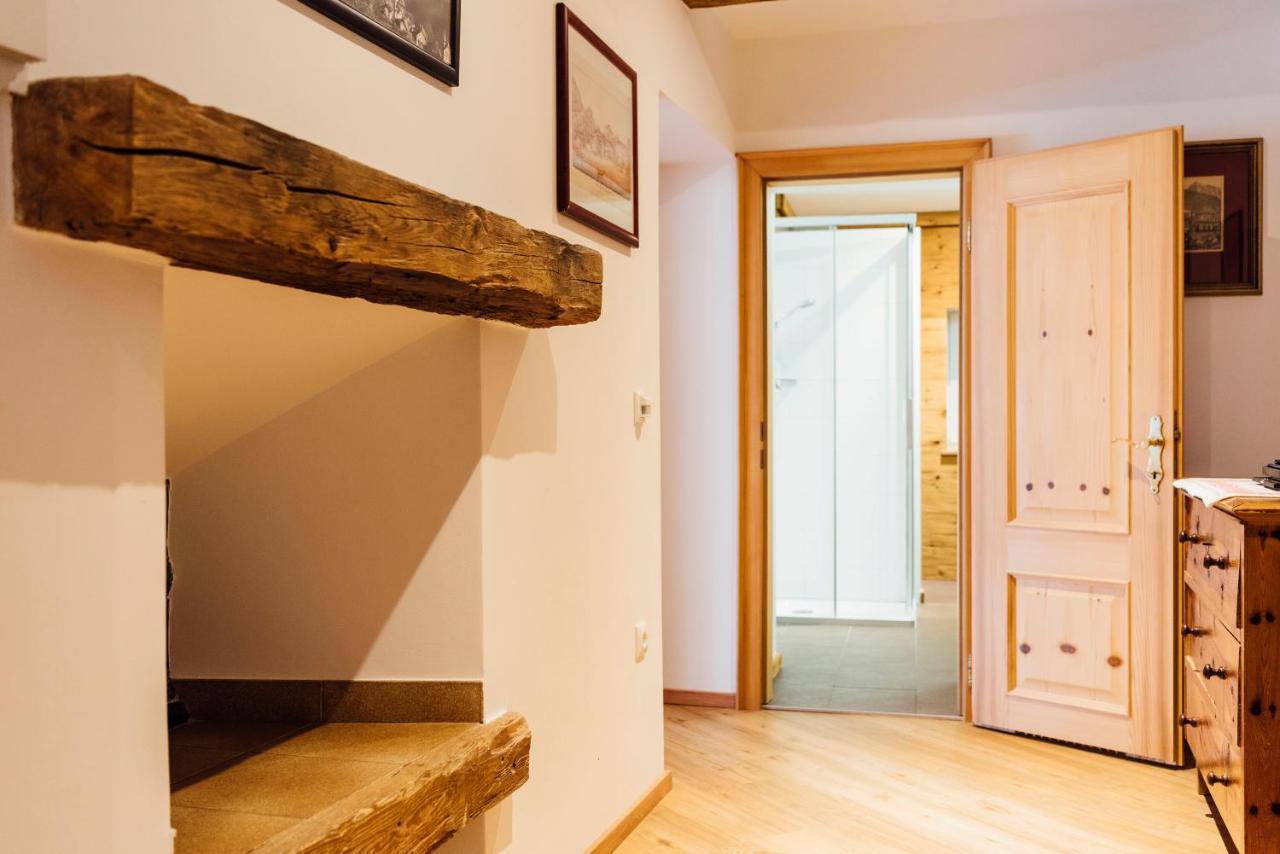 Private Suites Traunkirchen Εξωτερικό φωτογραφία