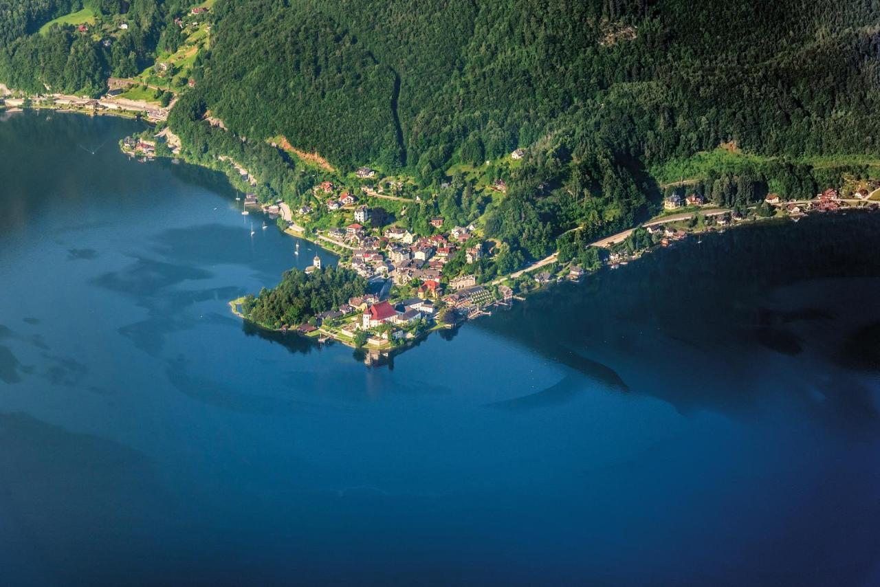 Private Suites Traunkirchen Εξωτερικό φωτογραφία