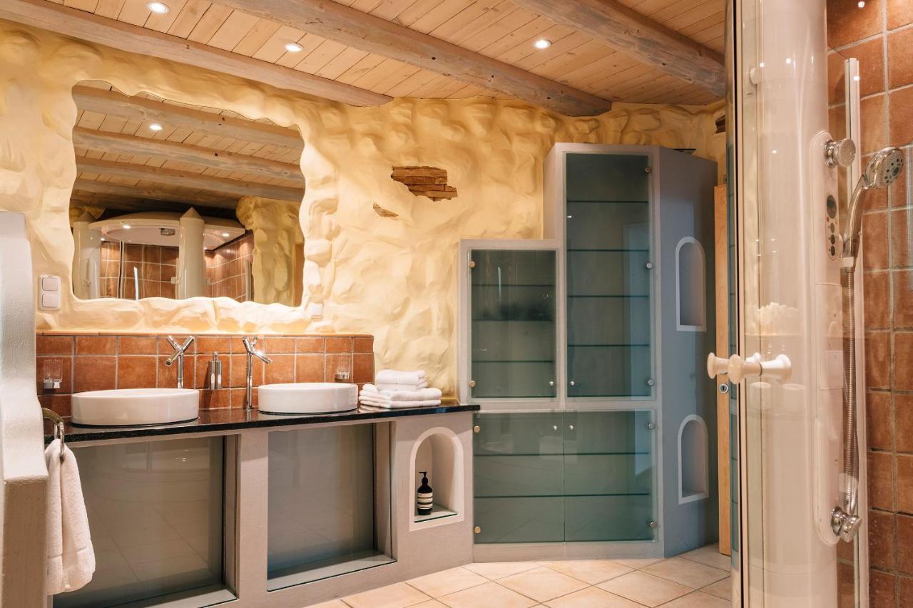 Private Suites Traunkirchen Εξωτερικό φωτογραφία