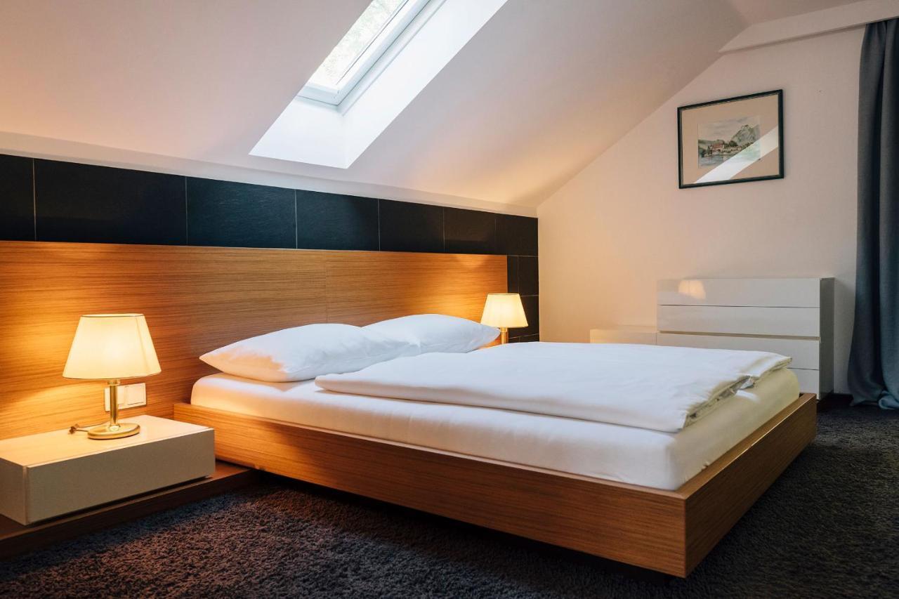 Private Suites Traunkirchen Εξωτερικό φωτογραφία